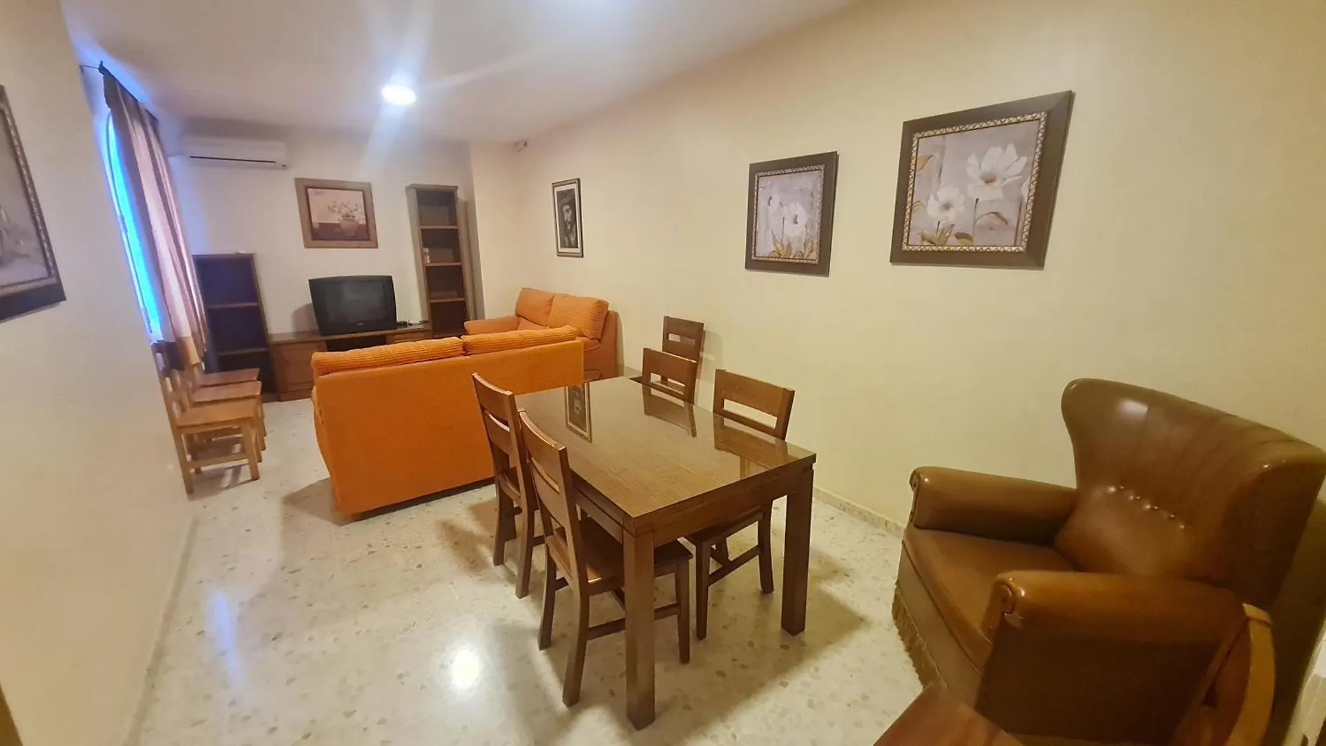 Albergue La Tinosa Priego de Córdoba Hostal